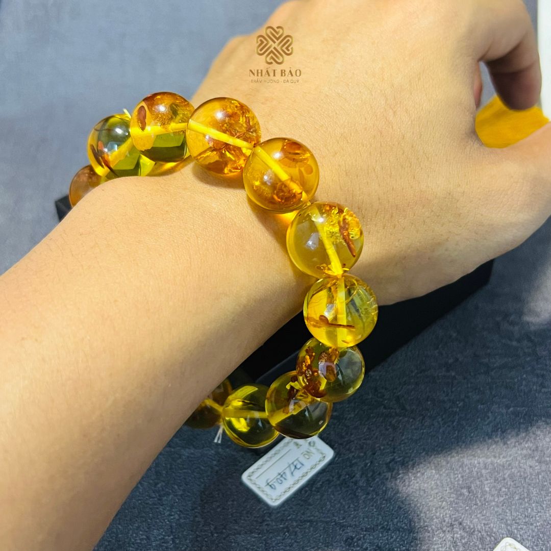 Vòng Tay Hổ Phách Hoa VIP - Kích Thước Lớn, Sự Hiếm Hoi Tạo Nên Đẳng Cấp #VTHPH4179 - Ảnh 2