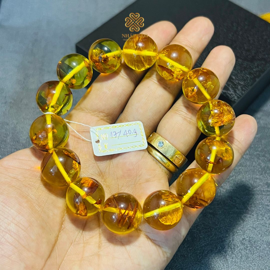 Vòng Tay Hổ Phách Hoa VIP - Kích Thước Lớn, Sự Hiếm Hoi Tạo Nên Đẳng Cấp #VTHPH4179 - Ảnh 4