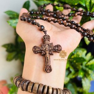 Tràng Hạt Đeo Cổ và Lần Kinh 50 Hạt Mân Côi Trầm Hương, Có Hoa Hồng, Thánh Giá và Trái Tim Đức Mẹ. Chuẩn Size. Nhận Khắc Tên Theo Yêu Cầu.