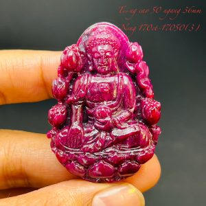 Tượng Phật A Di Đà Tạc Đá Ruby Thiên Nhiên. Tượng cao 50mm ngang 36mm nặng 170carat #17050