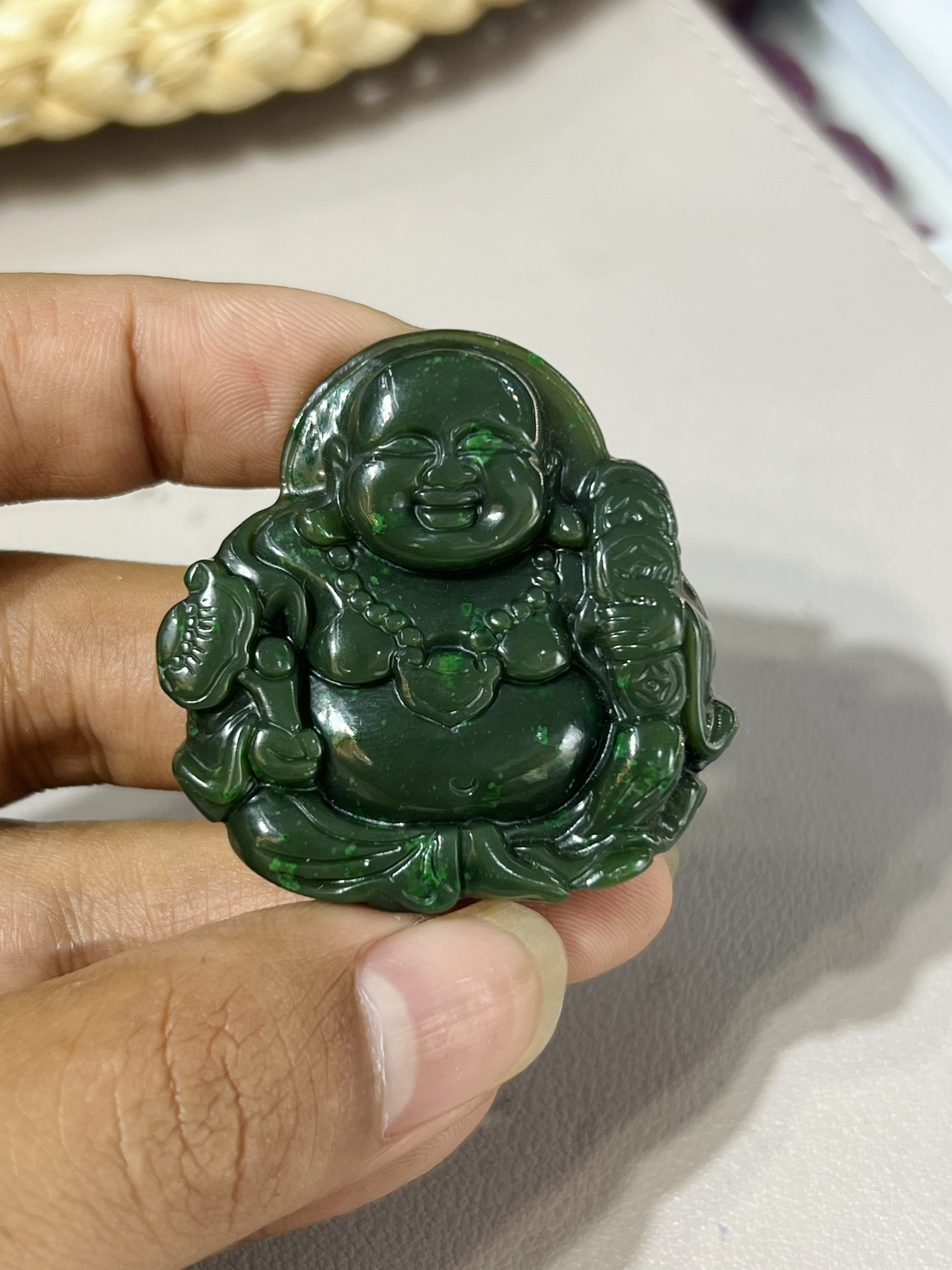 Tượng Phật Di Lạc Tát Đá Ngọc Bích Thiên Nhiên.