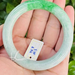 Vòng Ngọc Phỉ Thúy Ni 57.5