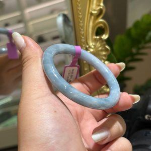 Alternative view of Vòng Cẩm Thạch Phỉ Thuý TypeA - Tím Blue Bản Đũa -Ni 54/55