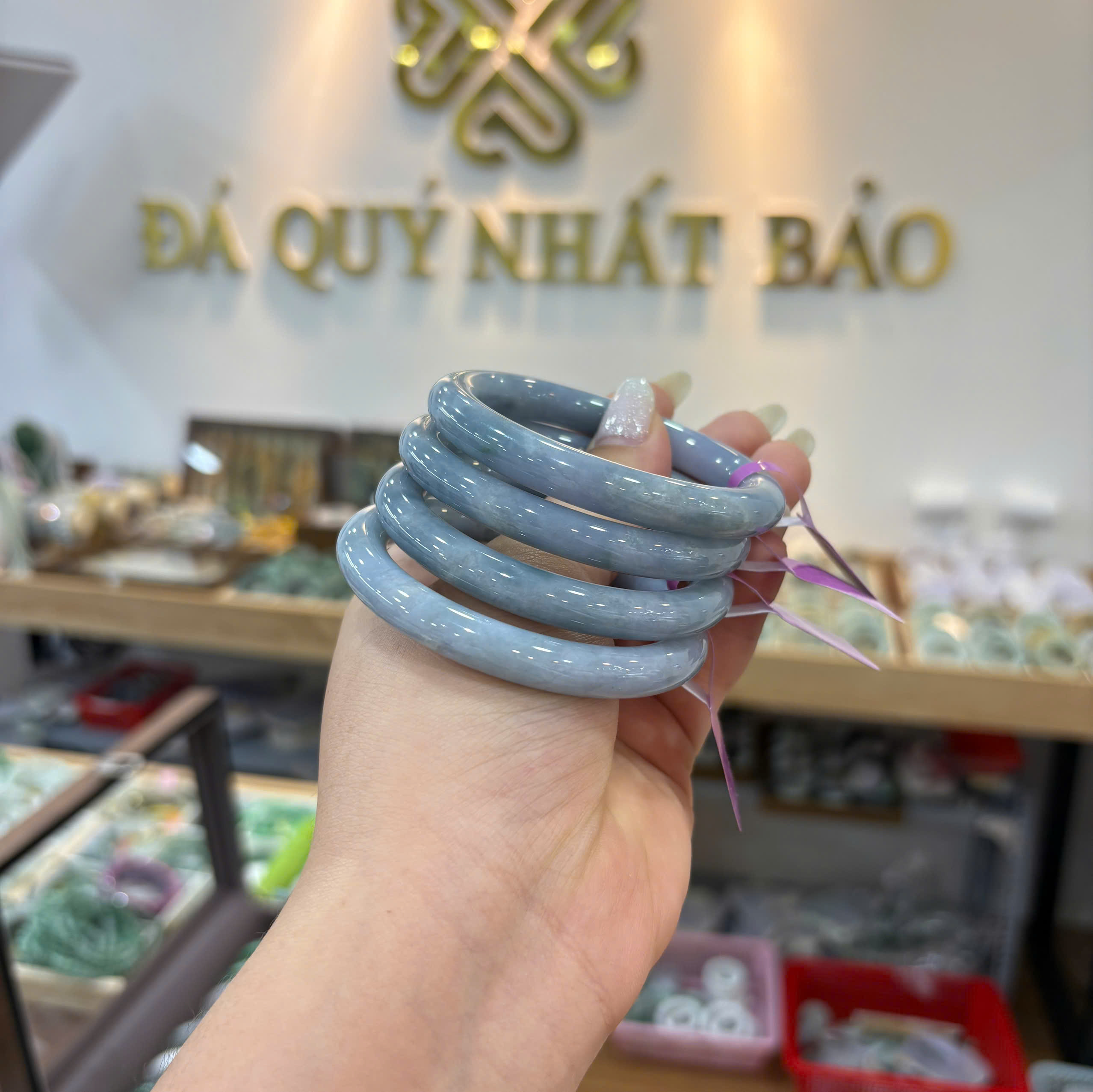 Vòng Cẩm Thạch Phỉ Thuý TypeA - Tím Blue Bản Đũa -Ni 54/55